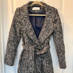 T Tahari Tweed Belted Coat – Size 4 – Black & White – Double Breasted